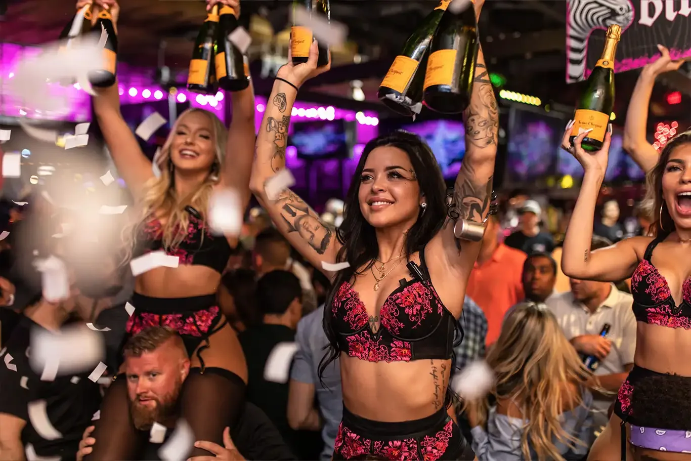 Bottle service table